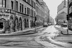 Tjärhovsgatan. Till vänster en bit fram öppnade Kafé 44/ Kapsylen något år senare (?) Egen bild från mitten på 1970-talet.